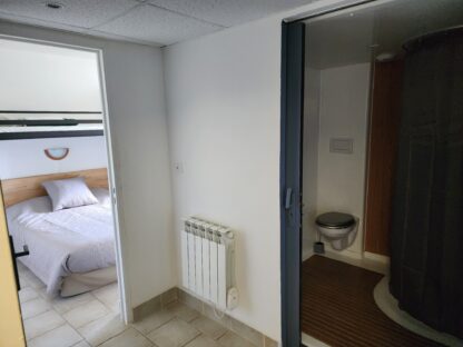 Chambre Familial (5 personnes) – Image 2